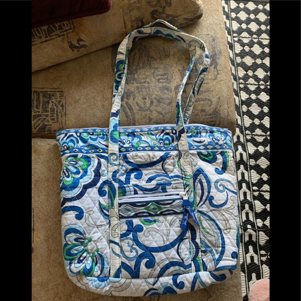 Vera Bradley white and blue material bag tote